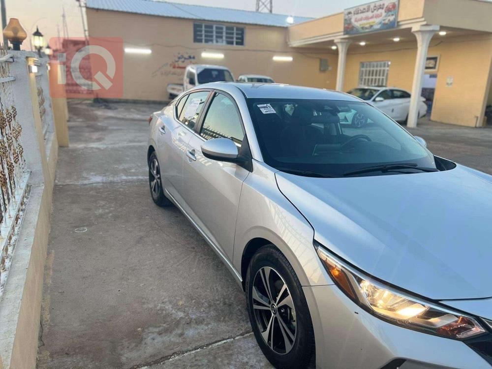 نيسان سنترا